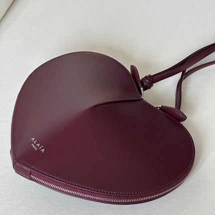 LE COEUR BAG 21 IN BURGUNDY RED CALFSKIN