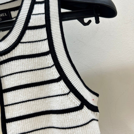 CHANEL 26S SLEEVELESS KNIT TOP 1614
