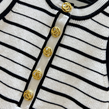 CHANEL 26S SLEEVELESS KNIT TOP 1614