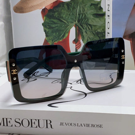 CHANEL 26S OVERSIZED SQUARE SHAPE IN ACETATE 399828