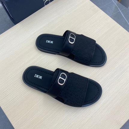 CD SYMBOL SLIDE CUT SANDAL BLACK JACQUARD