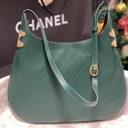 CHANEL 26S HOBO BAG 28 IN DARK GREEN QUILTED CALFSKIN