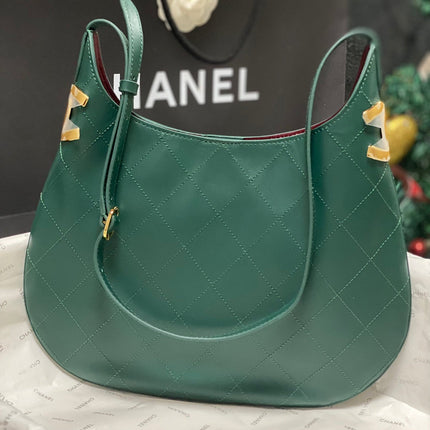 CHANEL 26S HOBO BAG 28 IN DARK GREEN QUILTED CALFSKIN