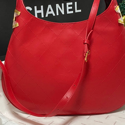 CHANEL 26S HOBO BAG 28 IN RED QUILTED CALFSKIN