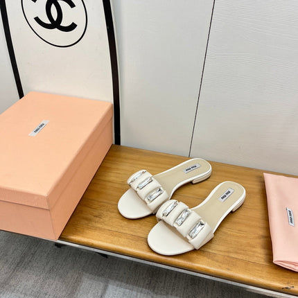 FLAT SLIDE IN WHITE CALFSKIN