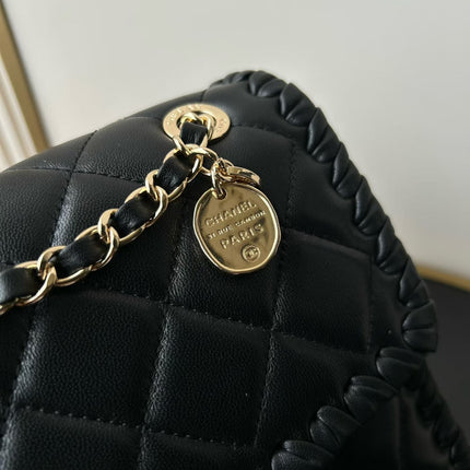 CHANEL 26S FLAP BAG 22 IN BLACK QUILTED LAMBSKIN