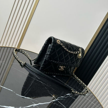 CHANEL 26S FLAP BAG 22 IN BLACK QUILTED LAMBSKIN