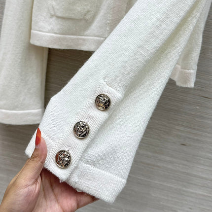 CHANEL SWEATER STYLE 13