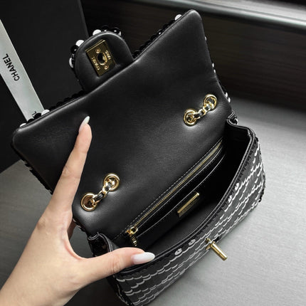 CHANEL 26S CLASSIC FLAP BAG 21 IN BLACK MIX WHITE SEQUINS STYLE 3