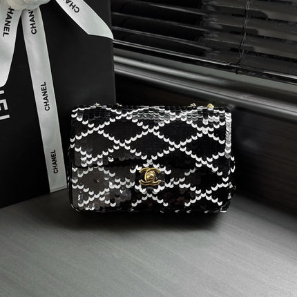 CHANEL 26S CLASSIC FLAP BAG 21 IN BLACK MIX WHITE SEQUINS STYLE 3