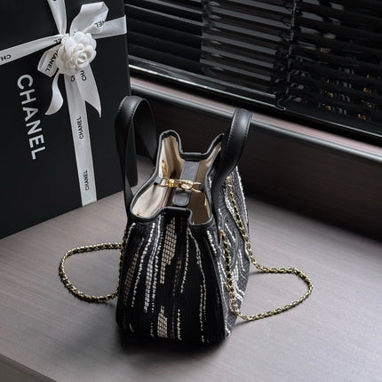 CHANEL 26S SHOPPING TOTE 21 IN BLACK WITH WHITE VERTICAL-STRIPED TWEED
