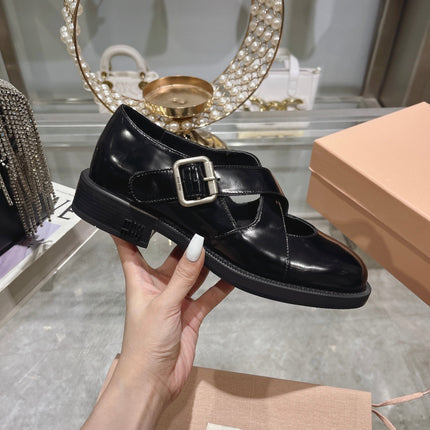 Sandal Black Cowhide With Cross-strap