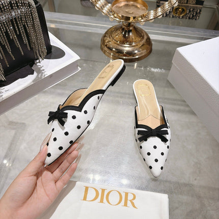 DIOR 26S POINTED TOE MULES IN WHITE AND BLACK POLKA DOT FABRIC WITH BOW