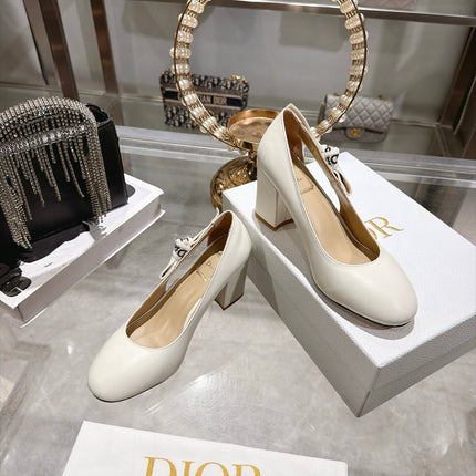 DIOR 26S BLOCK HEEL PUMPS 85MM IN IVORY WHITE CALFSKIN WITH BOW