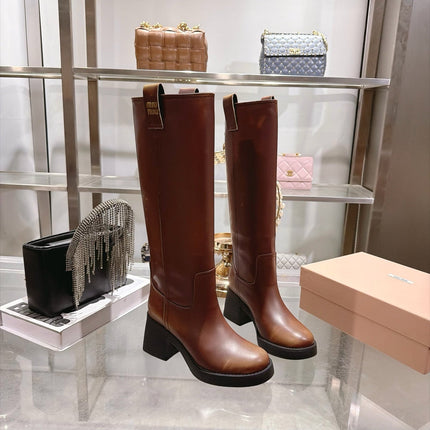 MIUMIU 26S KNEE HIGH BLOCK HEEL BOOTS 50MM IN COGNAC BROWN CALFSKIN