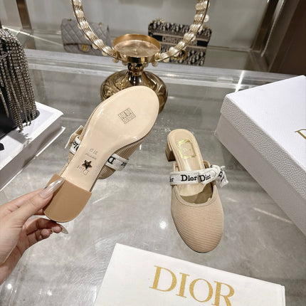 DIOR 26S LOW HEEL MULES 35MM IN BEIGE KNIT FABRIC WITH EMBROIDERED STRAP