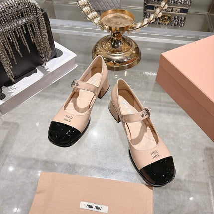 MIUMIU 26S MARY JANE BLOCK HEEL 45MM IN NUDE BEIGE PATENT CALFSKIN AND BLACK PATENT CALFSKIN CAP TOE