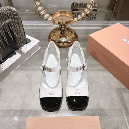 MIUMIU 26S MARY JANE BLOCK HEEL 75MM IN WHITE PATENT CALFSKIN AND BLACK PATENT CALFSKIN CAP TOE
