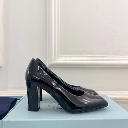 SQUARE TOE HIGH PUMPS IN BLACK GLOSSY CALFSKIN