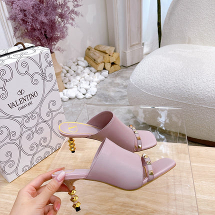 ROCKSTUD TOWER-HEEL MULES IN BABY PINK CALFSKIN 7 CM