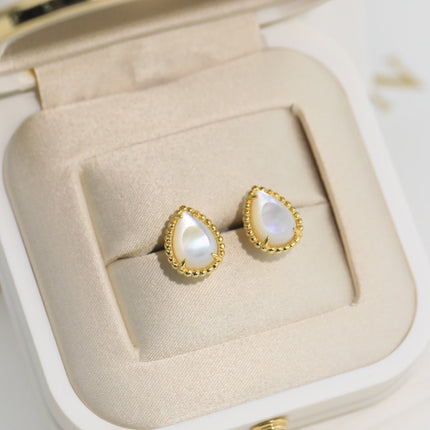 BOHEME MOP GOLD STUD EARRINGS